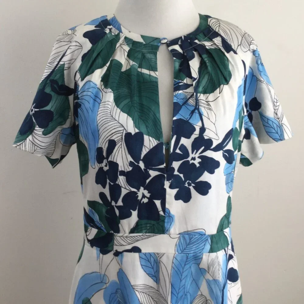 Alexis Floral Mini Dress l - Picture 3 of 8